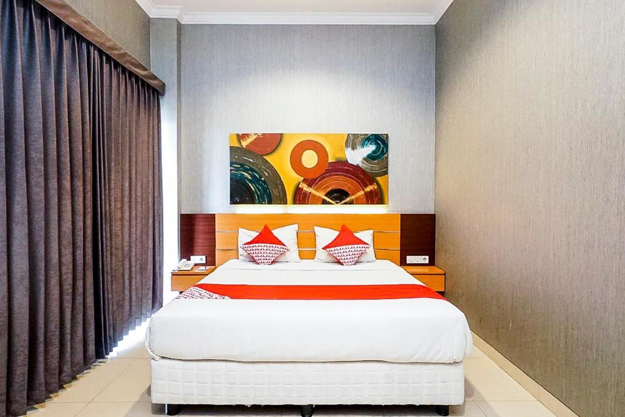 Oyo 289 Hotel Dalwa Syariah Pasuruan Extérieur photo