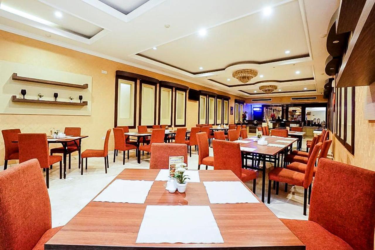 Oyo 289 Hotel Dalwa Syariah Pasuruan Extérieur photo